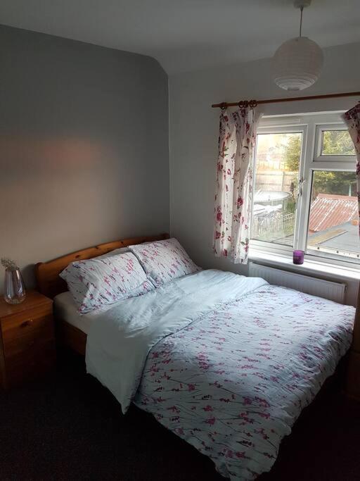 Two Bedroom Maisonette Close Towarwick Uni Coventry Eksteriør bilde